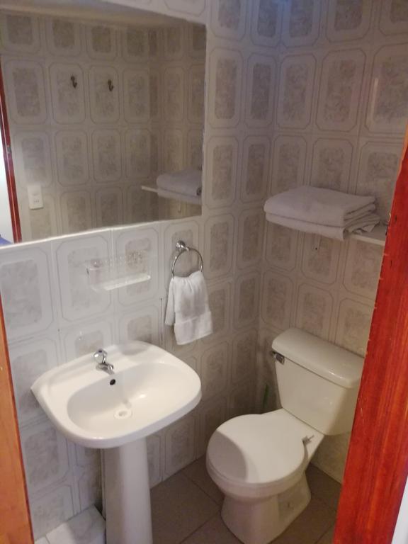 Hostal Marina Виня дел Мар Екстериор снимка