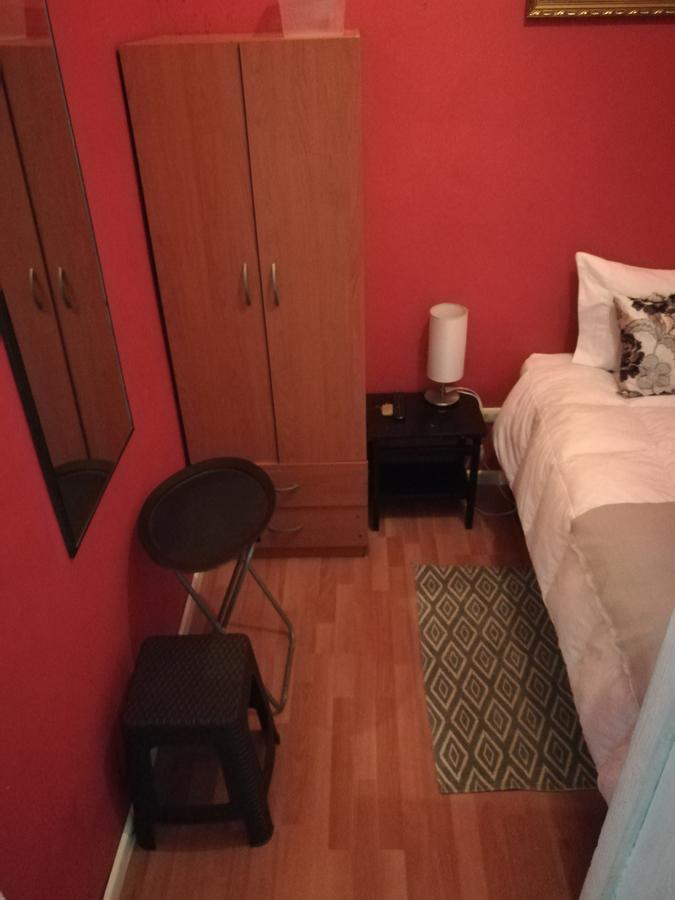 Hostal Marina Виня дел Мар Екстериор снимка